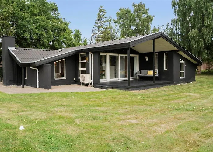 30114-odder-chr-christensensvej-12 Одде